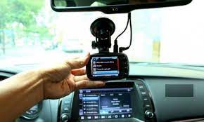 Khai thác dữ liệu từ camera trên ô tô để quản lý